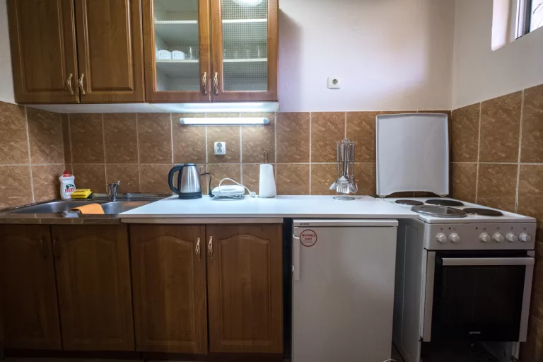 old-mill-yellow-cottage-kitchen